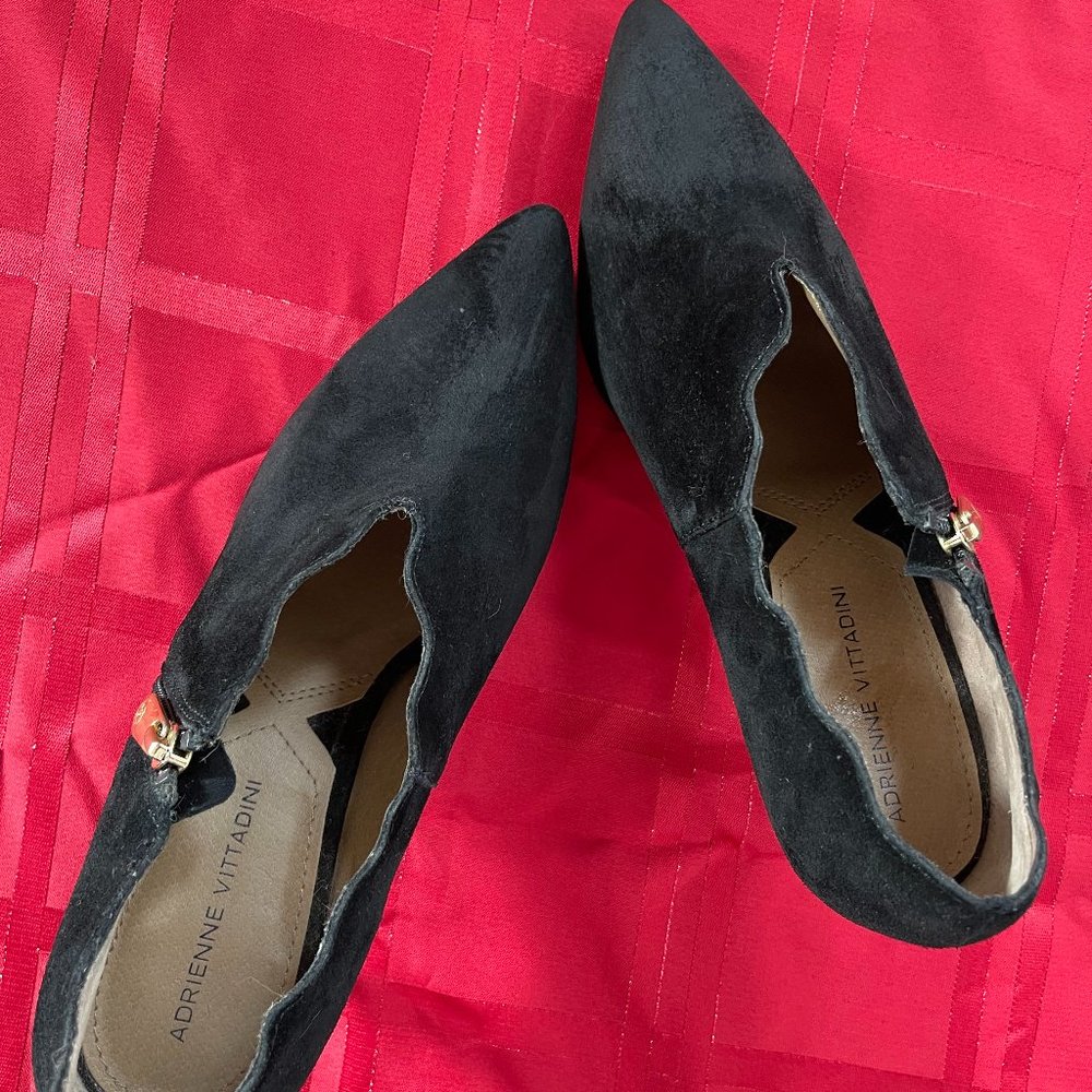 Adrienne Vittadini suede booties